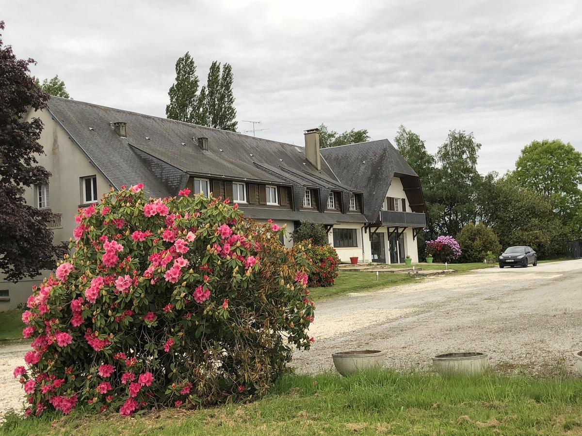 Hotel La Cle Des Champs Le Teilleul Zewnętrze zdjęcie
