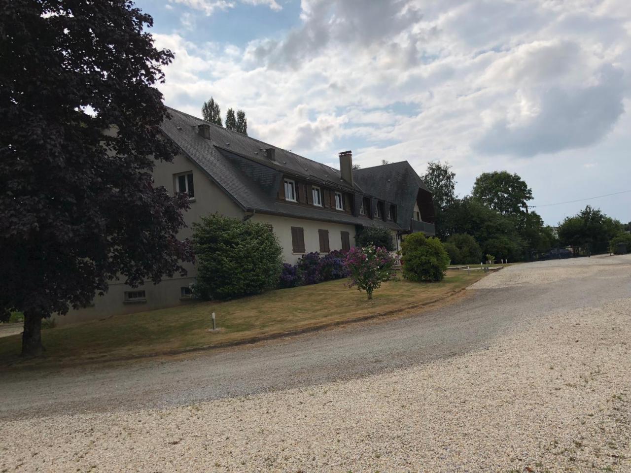 Hotel La Cle Des Champs Le Teilleul Zewnętrze zdjęcie