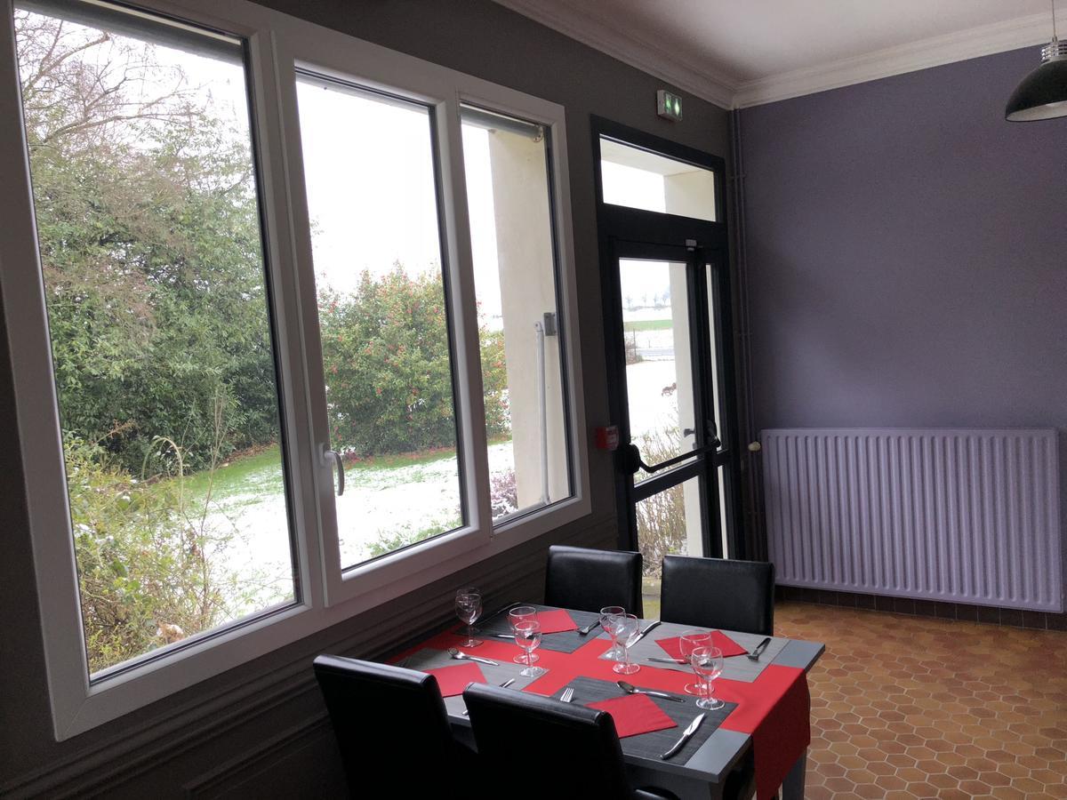 Hotel La Cle Des Champs Le Teilleul Zewnętrze zdjęcie