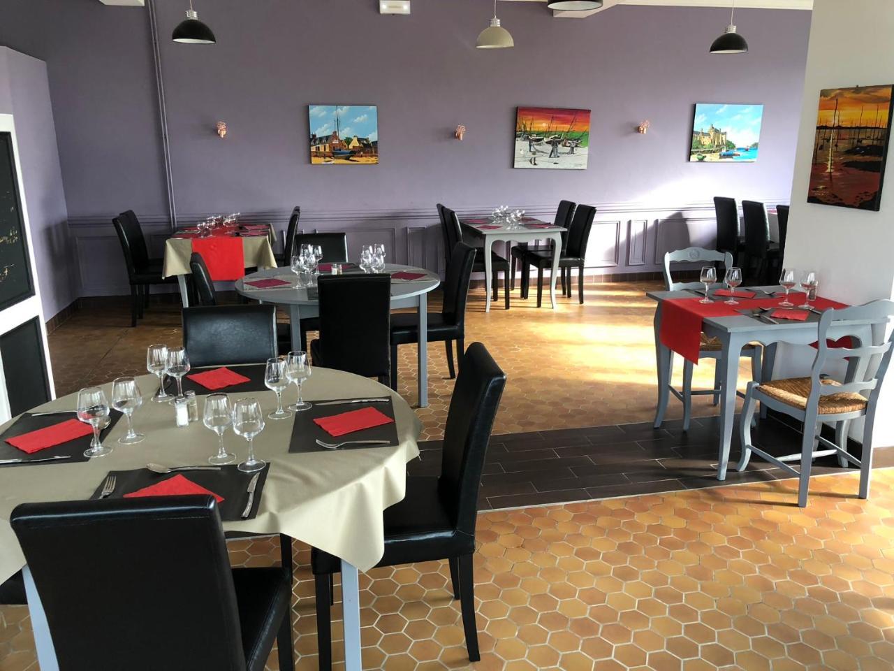 Hotel La Cle Des Champs Le Teilleul Zewnętrze zdjęcie