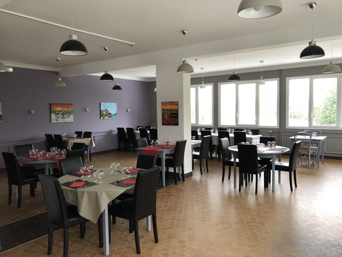 Hotel La Cle Des Champs Le Teilleul Zewnętrze zdjęcie